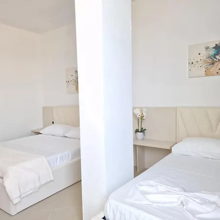 招待所 Erald Durrës